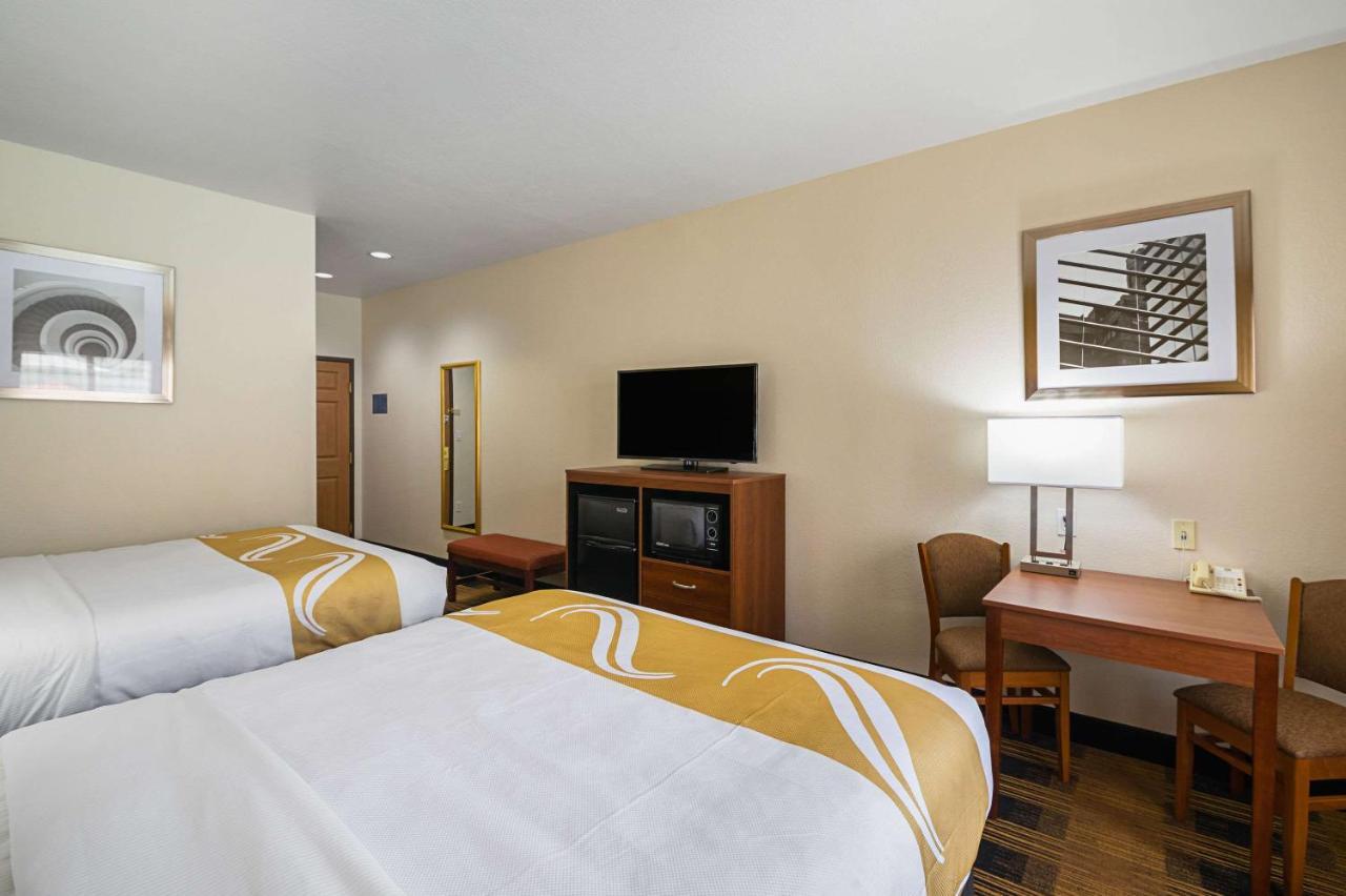 Quality Inn & Suites Lampasas Exteriör bild