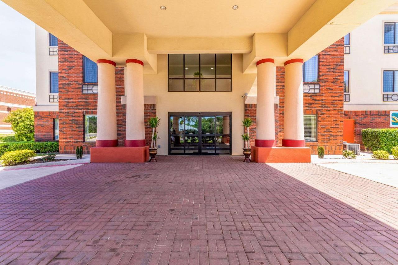 Quality Inn & Suites Lampasas Exteriör bild