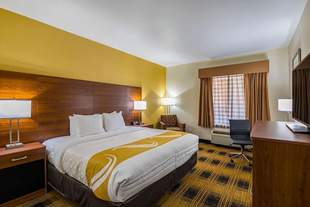 Quality Inn & Suites Lampasas Exteriör bild