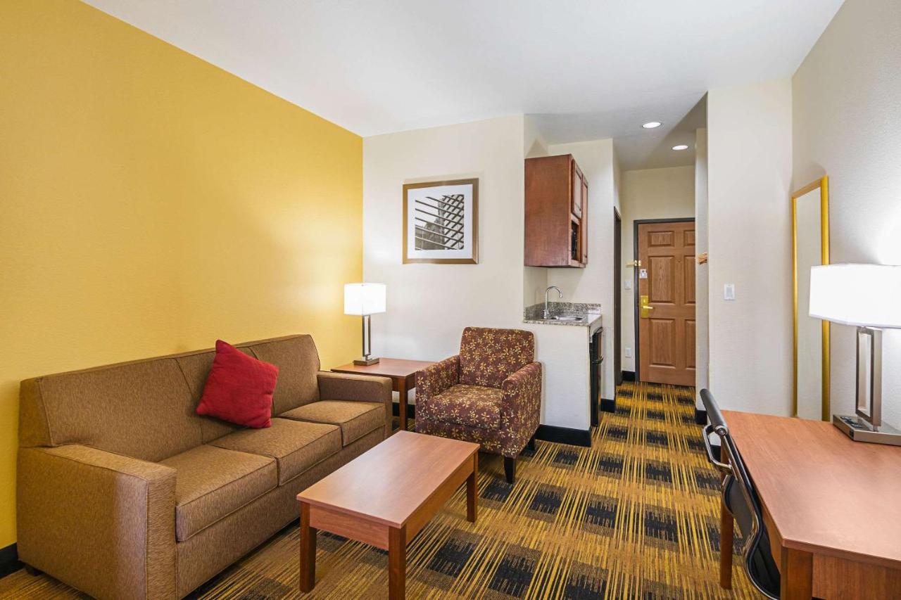 Quality Inn & Suites Lampasas Exteriör bild