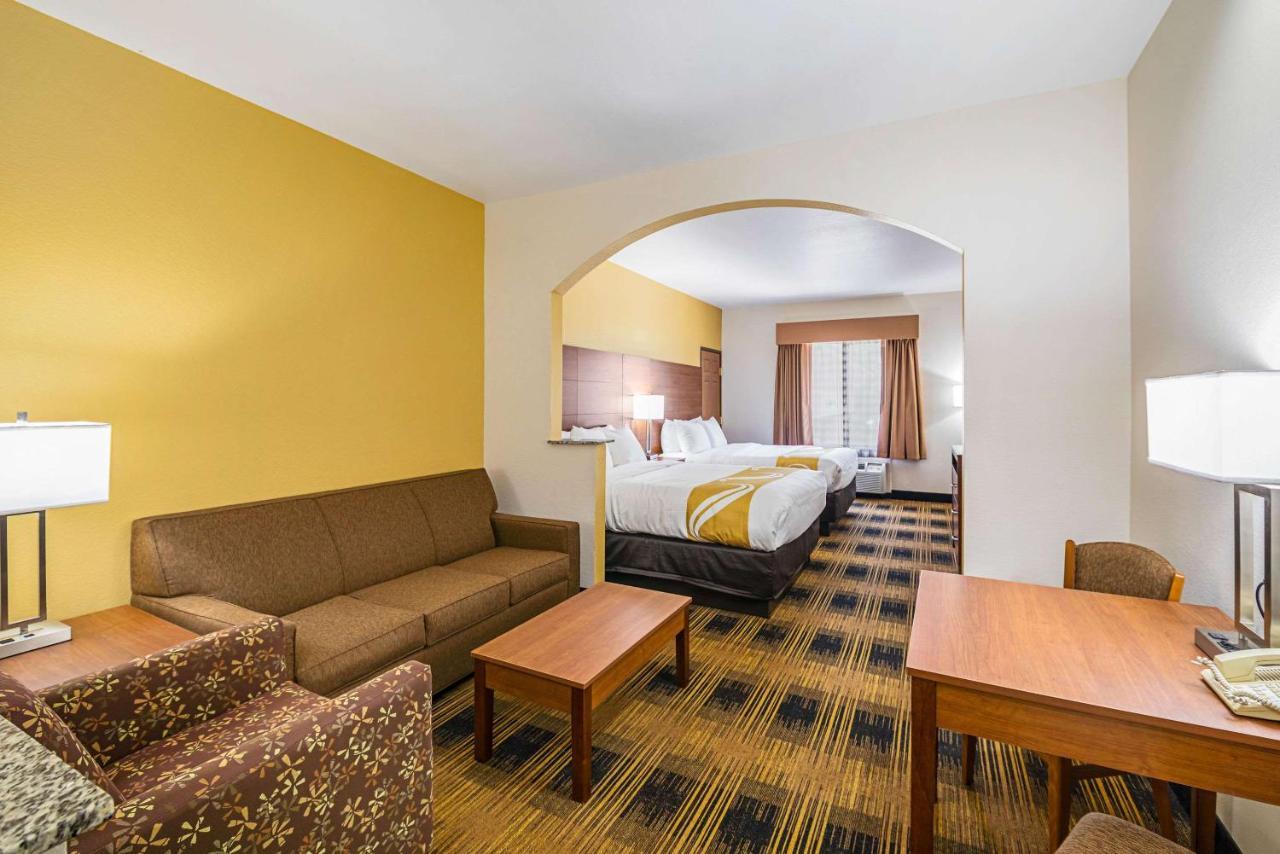 Quality Inn & Suites Lampasas Exteriör bild